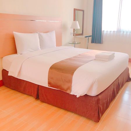 Revayah Hotels Рутенг Екстериор снимка